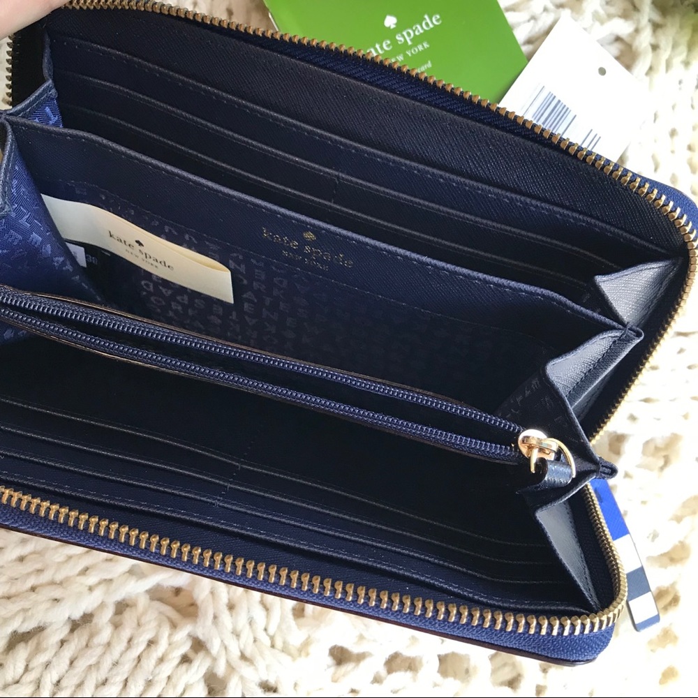 ✨SOLD✨ KATE SPADE striped wallet - Picture 6 of 7
